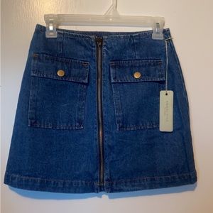 Jean Zippered Mini Skirt